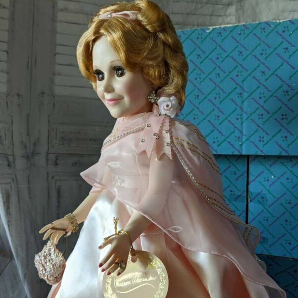 Madame Alexander 21″ Doll Herself Pink Gown 2290 T